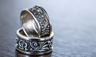 雪花银的鉴别方法火烧 雪花银烧出来什么颜色