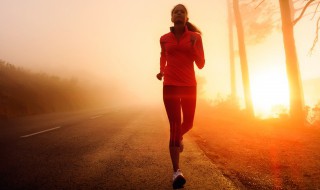 早晨跑步减肥的正确方法 早晨跑步减肥的正确方法视频