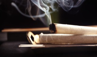 正确的艾灸方法（正确的艾灸方法图片）