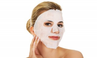 正确的面膜使用方法（正确的面膜使用方法,是先贴面膜,还是先洗脸）