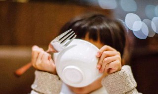 吃饭的句子经典语句 没钱吃饭的句子经典语句