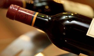 怎样开红酒的木塞 怎样开红酒的木塞用开瓶器