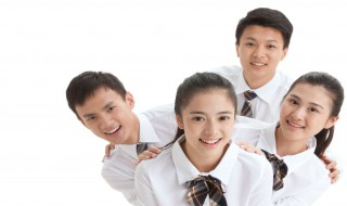 怎样和女孩聊天找话题（怎样和女孩聊天找话题不冷场）