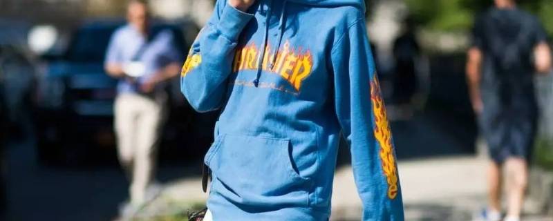 卫衣上的油渍洗不干净怎么办（卫衣有油渍很难洗怎么办）