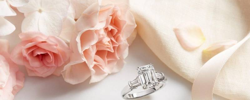 订婚卡片内容怎么写（订婚卡片内容怎么写英文）