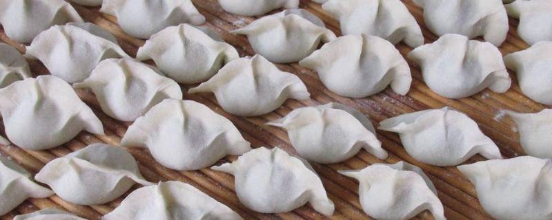 春节包饺子习俗（春节的传统风俗包饺子）