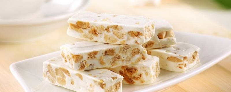 牛轧糖需要什么材料（牛轧糖需要什么材料做的）