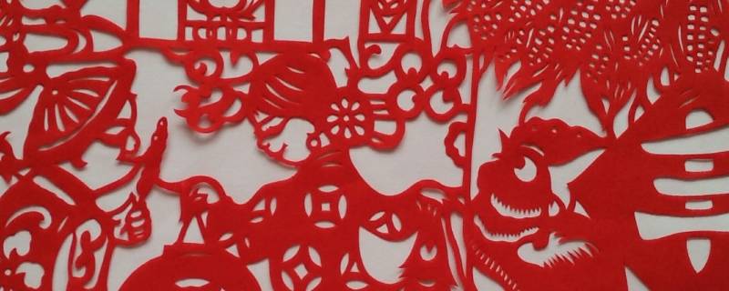 窗花用什么贴在玻璃上面（窗花用什么贴到窗户上）