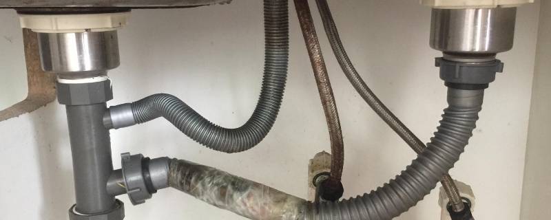 厨房下水主管道堵了怎么办（厨房主管道堵塞反水怎么办）