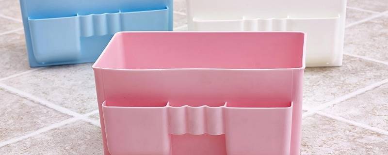 刺鼻的塑料味怎么去除（刺鼻的塑料味怎么去除掉）