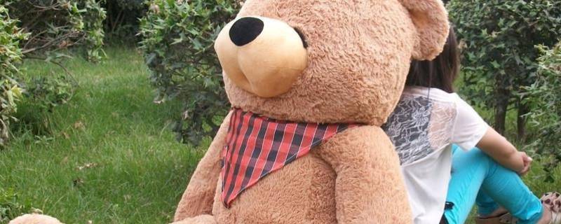 大毛绒玩具熊怎么清洗（如何清洗毛绒玩具熊）