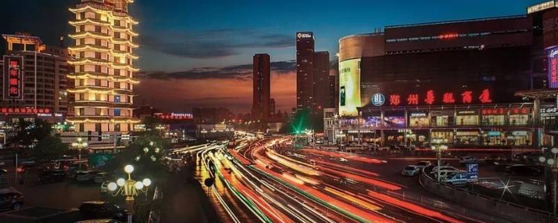 二七塔的由来（二七塔的由来与历史）