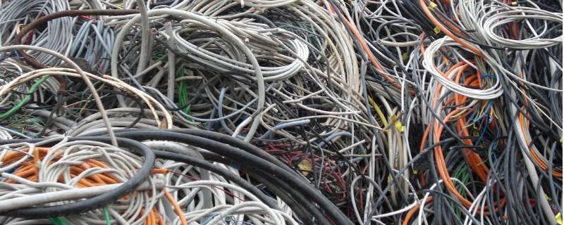 废旧电线怎样去皮最快（废旧电线怎样去皮最快视频）