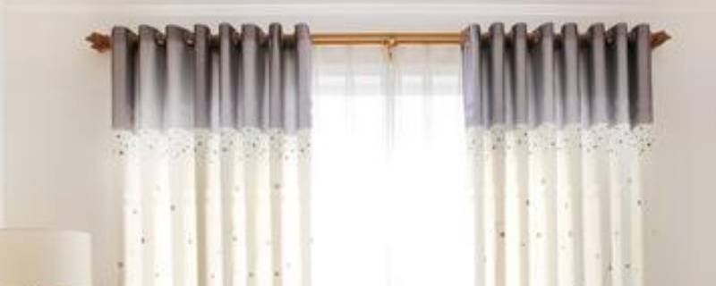 窗帘洗了是晒干还是直接挂上去（窗帘不晒干直接挂上去吗）