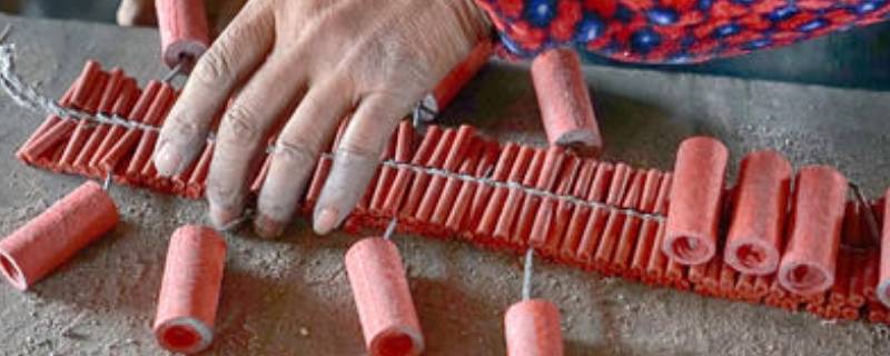 鞭炮的由来 鞭炮的由来和历史文化背景意义