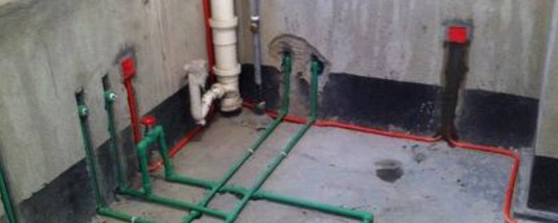 冬天厨房水管冻了怎么办（冬天家里的水管冻了怎么办）