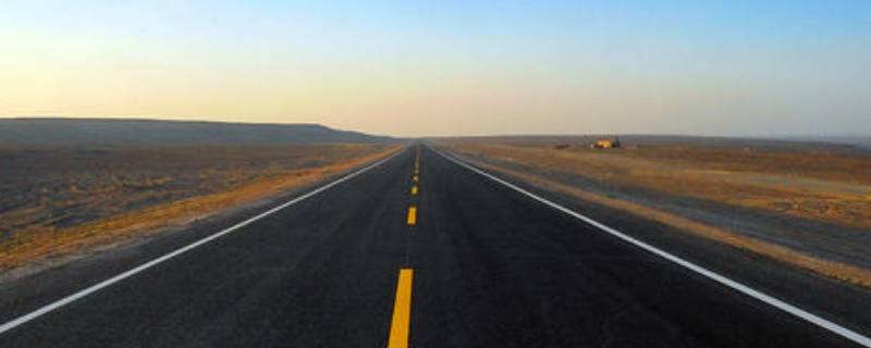 一级公路和二级公路的区别 一级公路两侧多少米需要拆迁