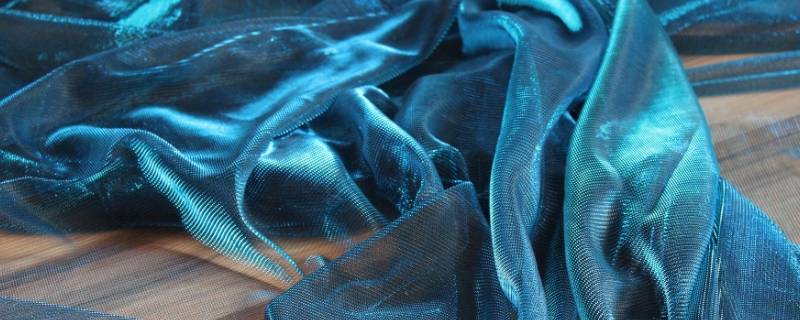 镭射面料衣服怎样清洗 镭射面料应该怎么清洗脏物