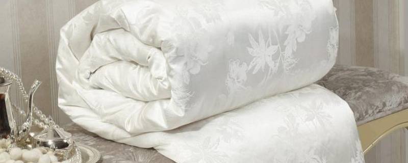 蚕丝被盖久了成团怎么处理 蚕丝被盖久了成团怎么处理掉