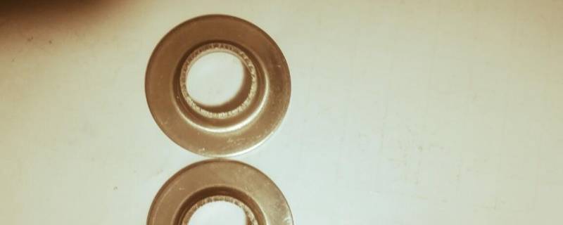 弹簧垫圈的作用（轴承弹簧垫圈的作用）
