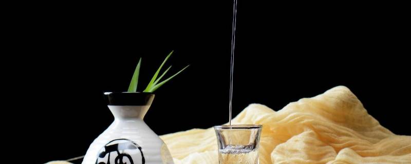 酒精勾兑的酒是什么标准号 酒精勾兑酒的国标