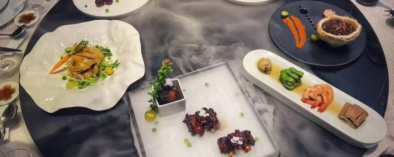 成都米其林餐厅有哪些（米其林和黑珍珠哪个级别高）