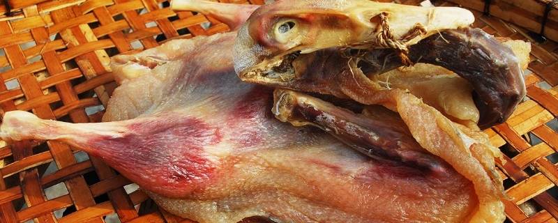 腌腊鸭一斤放多少盐 腌腊鸭子一斤要多少盐
