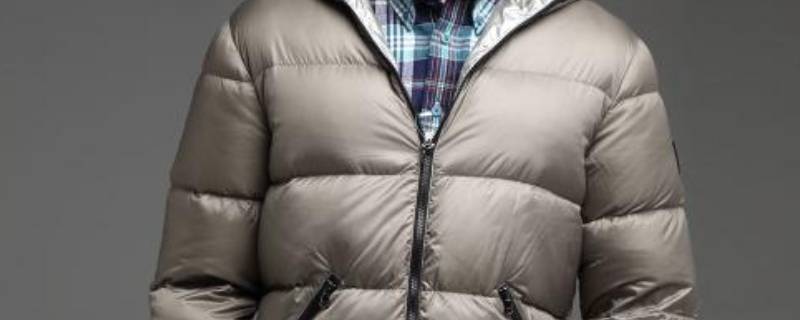 羽绒服面料皱了可以熨烫吗(羽绒服面料皱了可以熨烫吗视频)