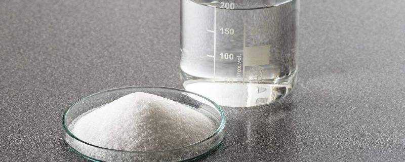 浓盐水怎么调配 浓盐水怎么调配洗衣服