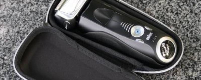 博朗剃须刀怎么清洗（博朗剃须刀怎么清洗液）