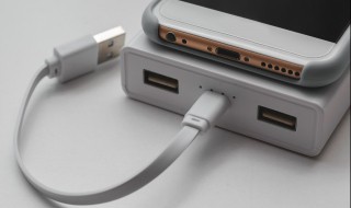 充电宝保养首次使用 充电宝保养首次使用要多久