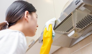 怎样把油烟机清洗干净（怎么样才能把油烟机清洗干净）