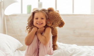 泡在水里长大的膨胀玩具原理（泡在水里长大的膨胀玩具原理是）