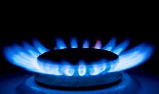 煤气灶打不着火是怎么回事 燃气灶不打火没有哒哒声怎么修