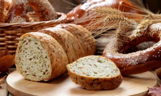 面包片能放冰箱吗（面包片吃不完能放冰箱里吗?）