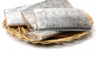 带鱼放冰箱一年能吃吗（带鱼放冰箱多久不能吃）