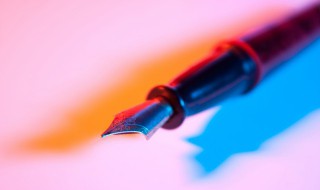 新钢笔第一次使用怎么清洗(新钢笔怎么洗干净)