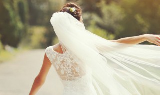 如何挑选婚纱摄影(如何挑选婚纱摄影公司?)