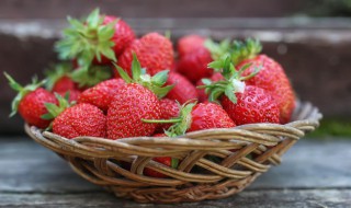 草莓放冰箱保鲜会坏吗（草莓放冰箱会坏吗?）