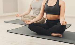 瑜伽垫怎么用 瑜伽垫怎么用来锻炼