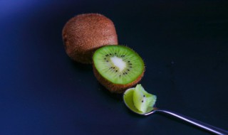 奇异果硬的能吃吗（黄金奇异果硬的能吃吗）