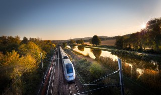 高铁上如何调节座椅 高铁上如何调节座椅角度