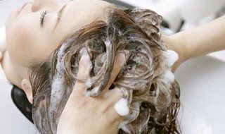 头发打湿的正确方法 头发怎么打湿