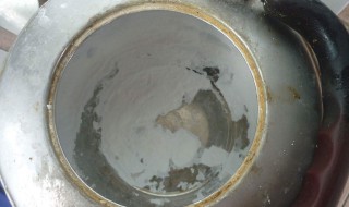 壶里的水垢怎么处理掉 壶里的水垢怎么处理掉视频