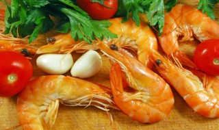 小的鲜虾怎么处理干净（新鲜的小虾怎么保存）