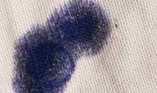 白裤子上钢笔水怎么处理（白裤子上有黑水笔咋办）