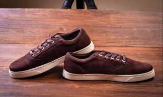 磨砂皮鞋子发硬怎么处理（磨砂皮鞋子发硬怎么处理好）