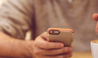 可以用苹果手机投屏到电脑上吗（苹果手机能投屏到普通电脑上吗）