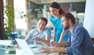 提高业绩的正能量句子（提高业绩的正能量句子四字）