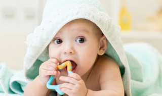 男孩起什么名字好（男孩起什么名字好听有内涵）